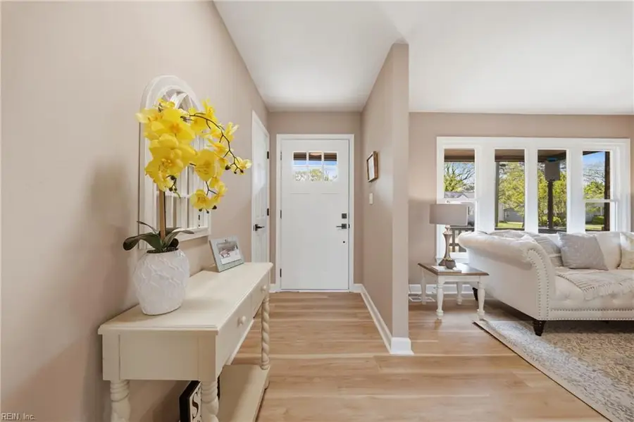 612 Broomhill Avenue, Portsmouth, VA 23701 - #3