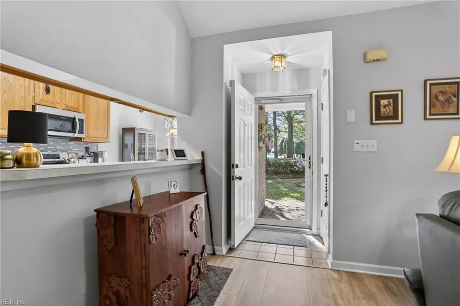 902 Shoreline Pointe, Newport News, VA 23602 - #3