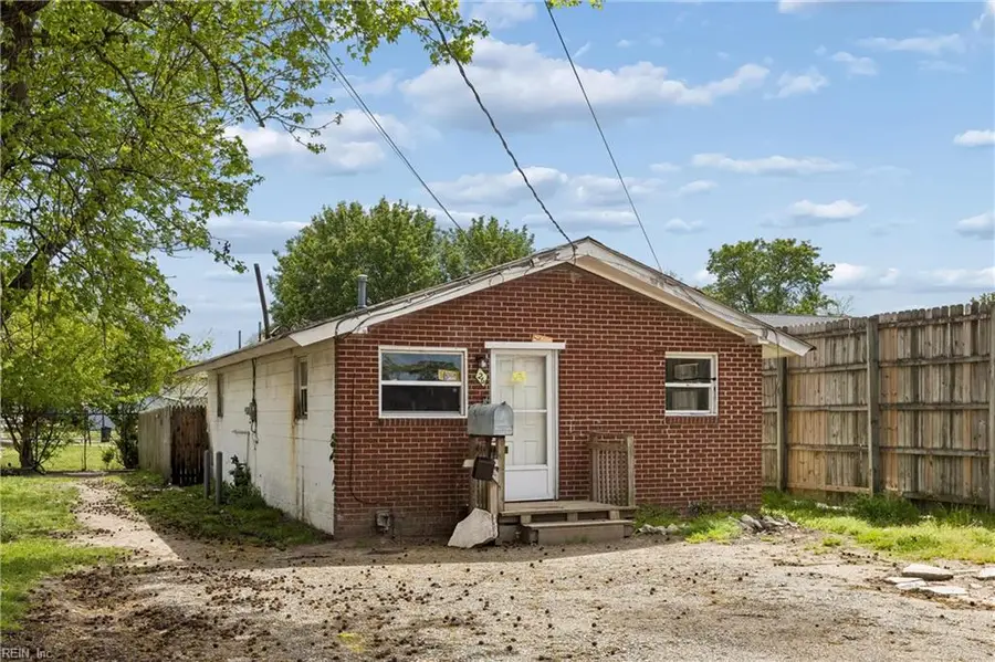 26 Bernard Avenue, Hampton, VA 23669 - #2