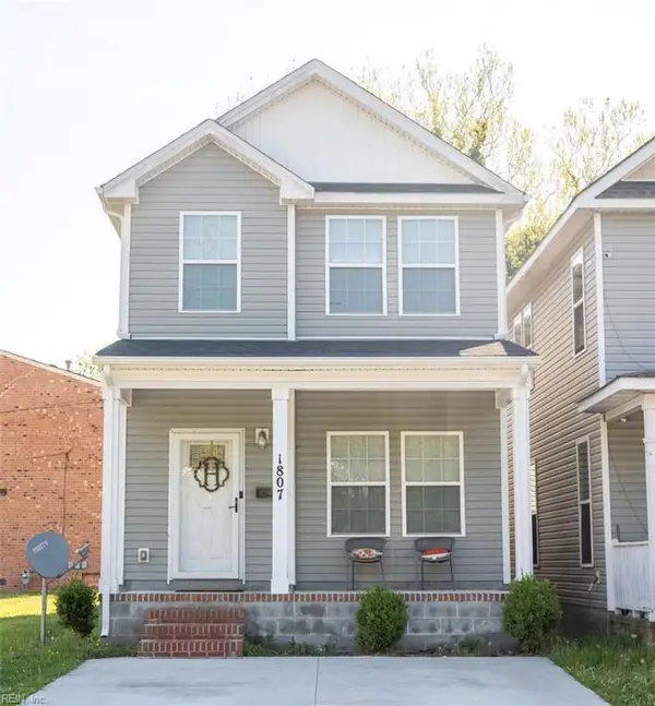 1807 Chestnut St, Portsmouth, VA 23704