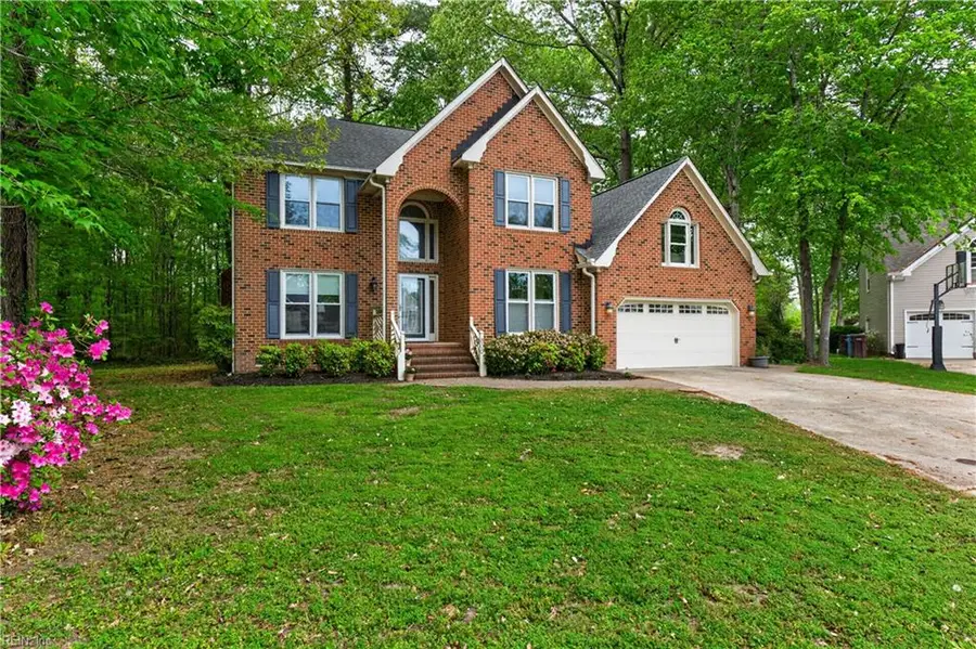 800 Dunwood Court, Chesapeake, VA 23322 - #2