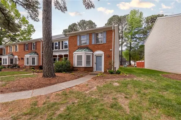 11 Corwin Circle, Hampton, VA 23666