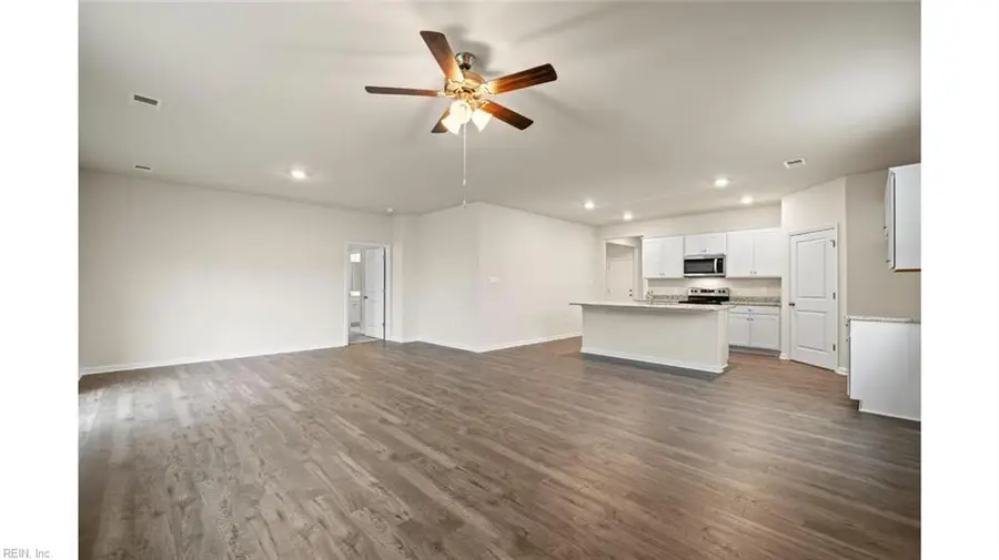 109 Gallop Way, Yorktown, VA 23690 - #3