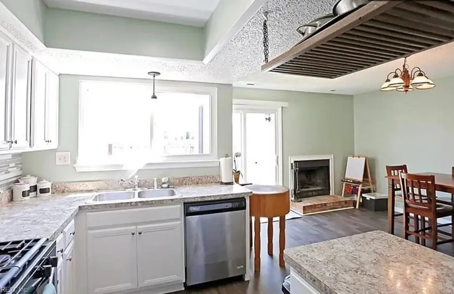 789 Quesnel Drive, Virginia Beach, VA 23454 - #2