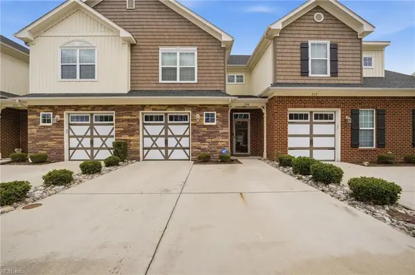 708 Tiffany Green Court, Chesapeake, VA 23320