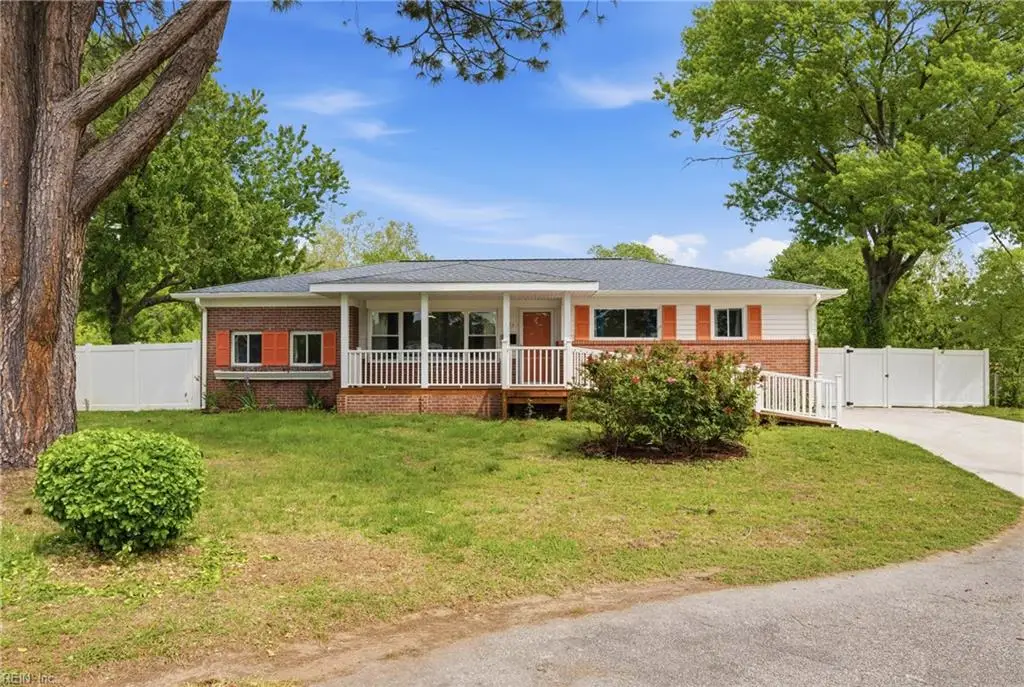 5429 Lake Ridge Cir, Norfolk, VA 23502 - #1