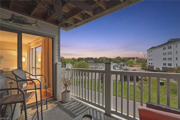 3200 Lynnhaven Drive #208, Virginia Beach, VA 23451