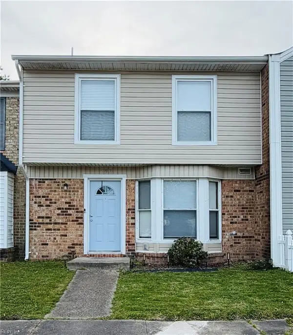 653 Governors Way, Virginia Beach, VA 23452