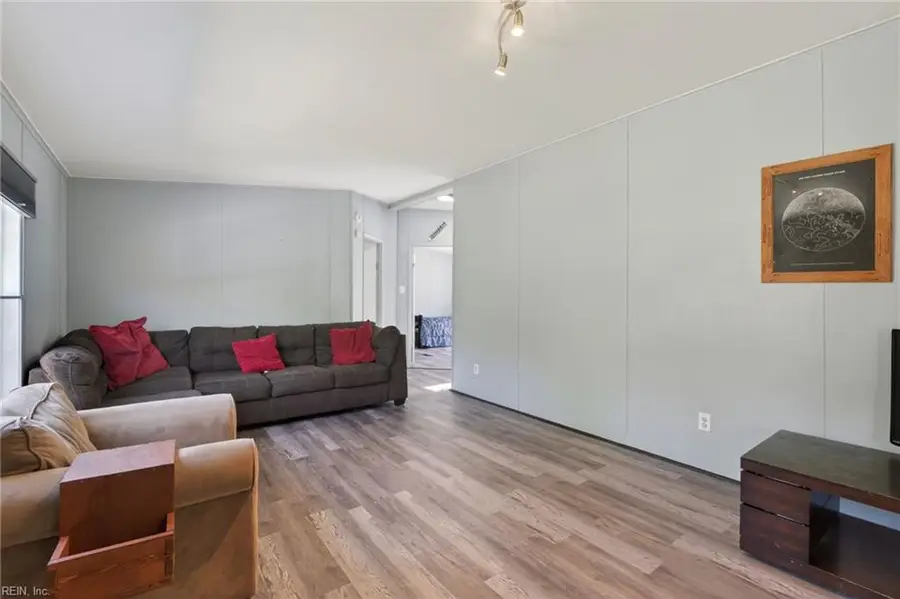 11867 Harcum Road, Gloucester, VA 23061 - #3