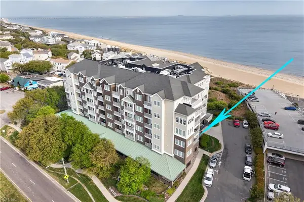 3800 Dupont Circle #302, Virginia Beach, VA 23455