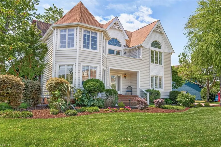 2312 Haversham Close, Virginia Beach, VA 23454 - #3