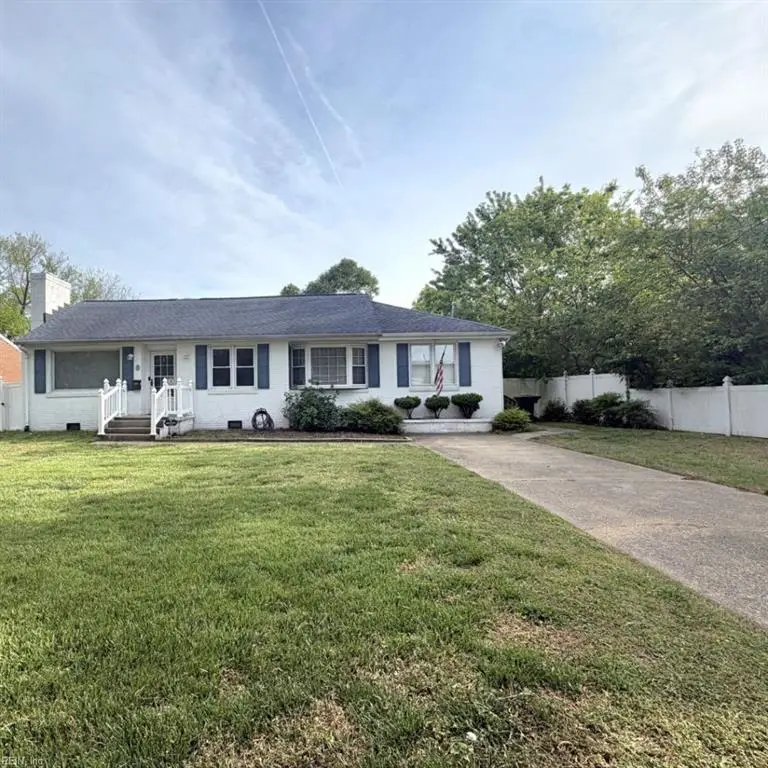 8 S Greenfield Avenue, Hampton, VA 23666 - #1