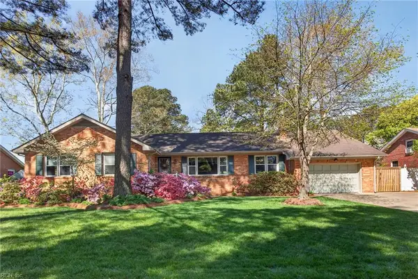 1109 Cresthaven Lane, Virginia Beach, VA 23464