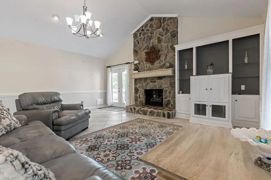 100 Crescent Drive Drive, Franklin, VA 23851 - #3