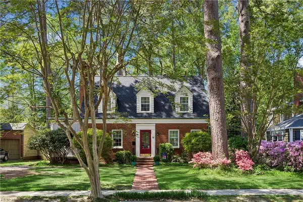 31 Stratford Road, Newport News, VA 23601