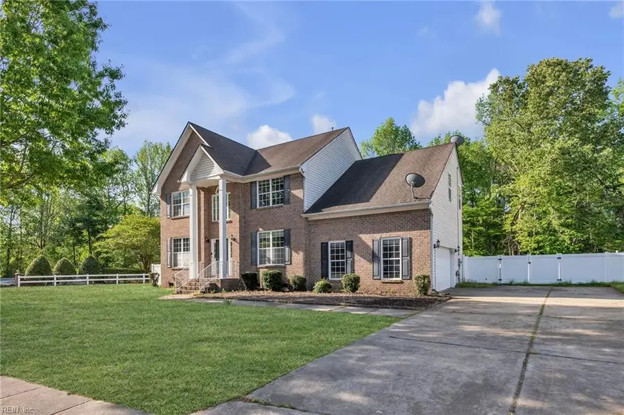 101 Woodhaven Dr Drive, Suffolk, VA 23435 - #3