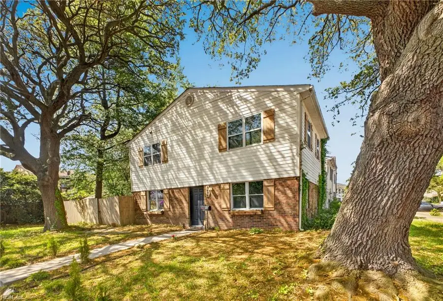 5676 Weblin Dr, Virginia Beach, VA 23462 - #2