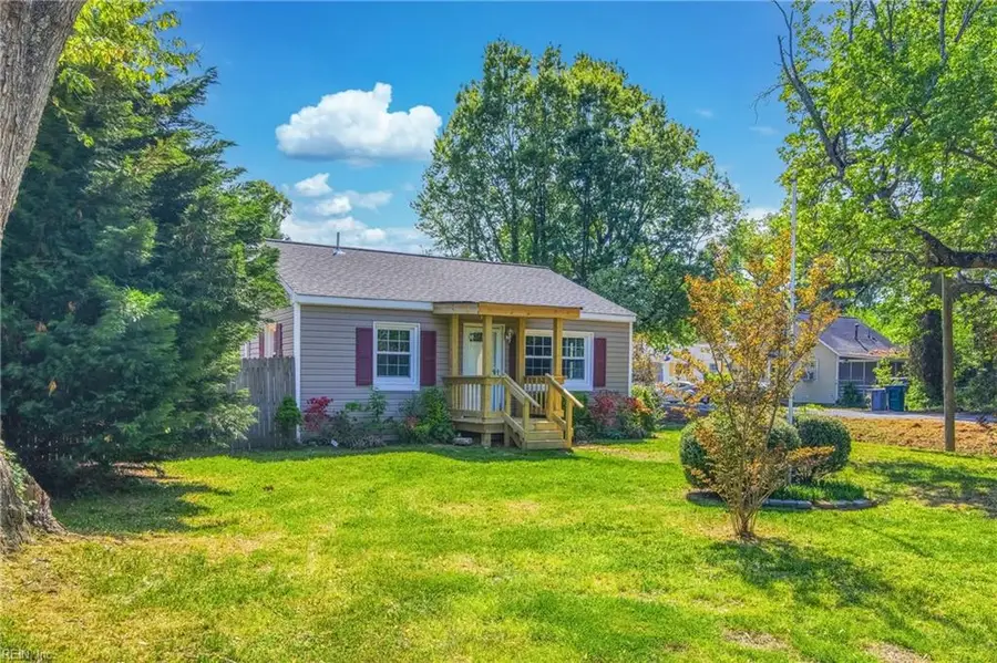 317 Richmond Drive, Hampton, VA 23664 - #3