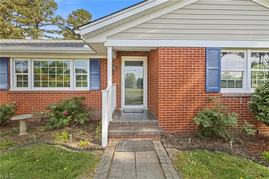 8605 Guinea Road, Hayes, VA 23072 - #2