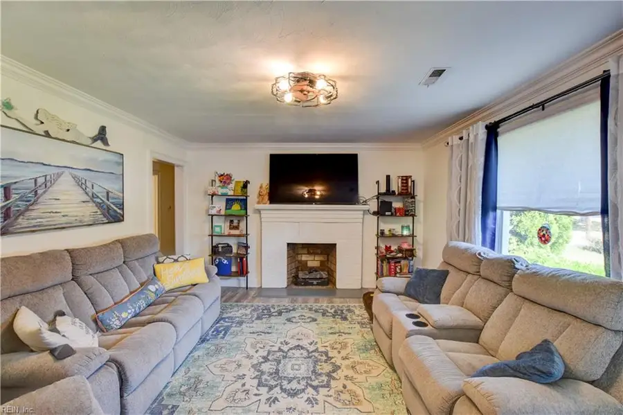 10 Rivercrest Court, Portsmouth, VA 23701 - #3