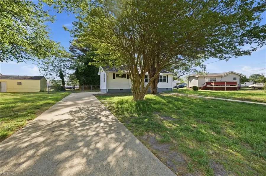 403 Viking Street, Portsmouth, VA 23701 - #2