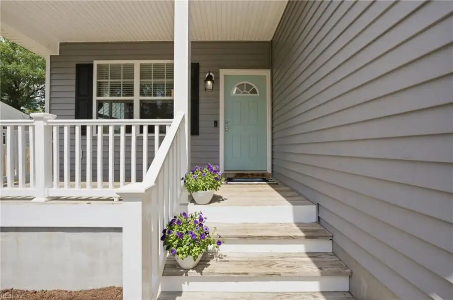 7447 Lafayette Heights Drive, Gloucester Point, VA 23062 - #2