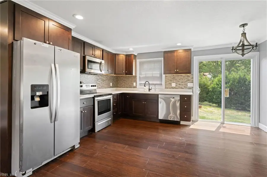301 Viking Street, Portsmouth, VA 23701 - #2
