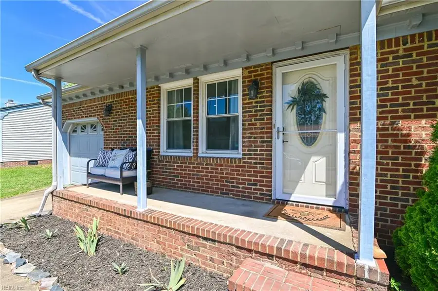 932 Bowling Green Trail, Chesapeake, VA 23320 - #2