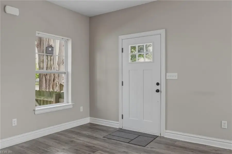 1011 Holly Avenue, Chesapeake, VA 23324 - #3