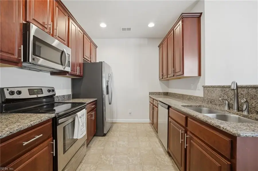 503 Nesbit Dr Drive, Chesapeake, VA 23323 - #3