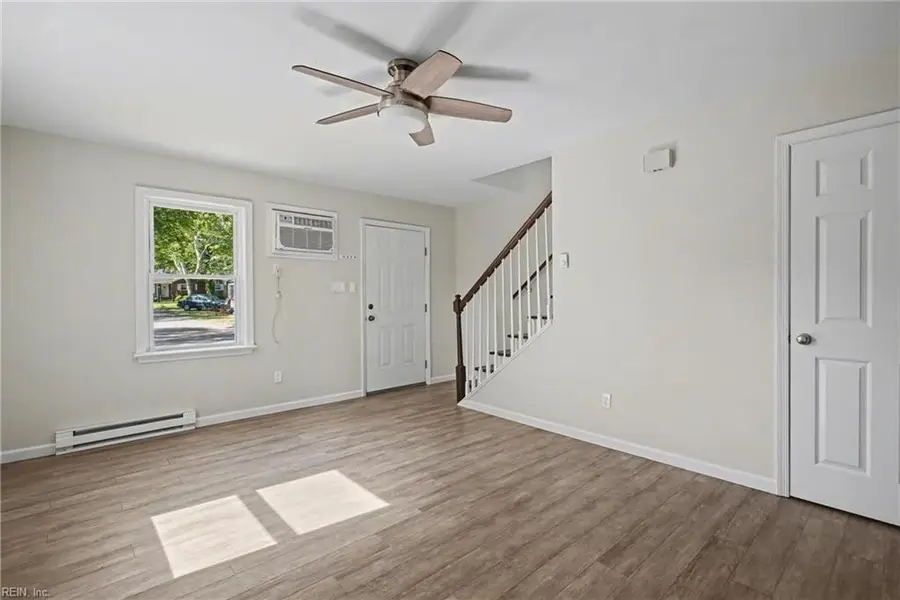 1820 Parkview Avenue, Norfolk, VA 23503 - #2