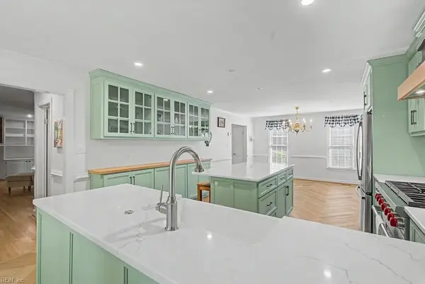 113 James Longstreet, Williamsburg, VA 23185