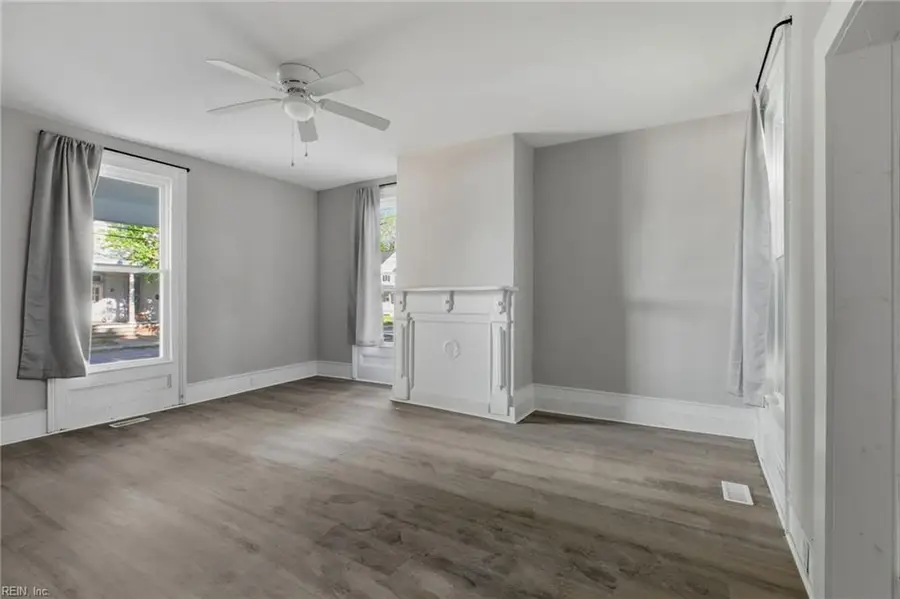 124 Wellons Street, Suffolk, VA 23434 - #3