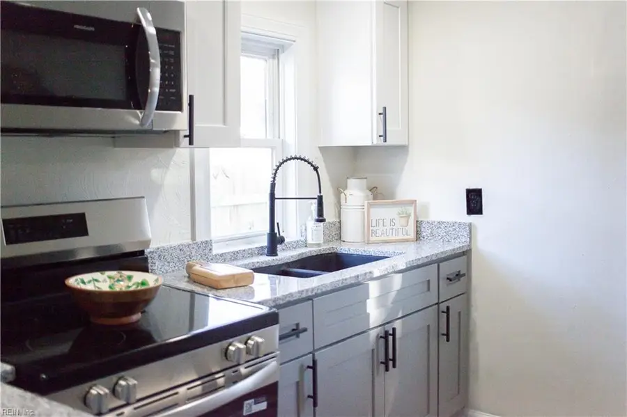 204 Bute Street, Suffolk, VA 23434 - #2