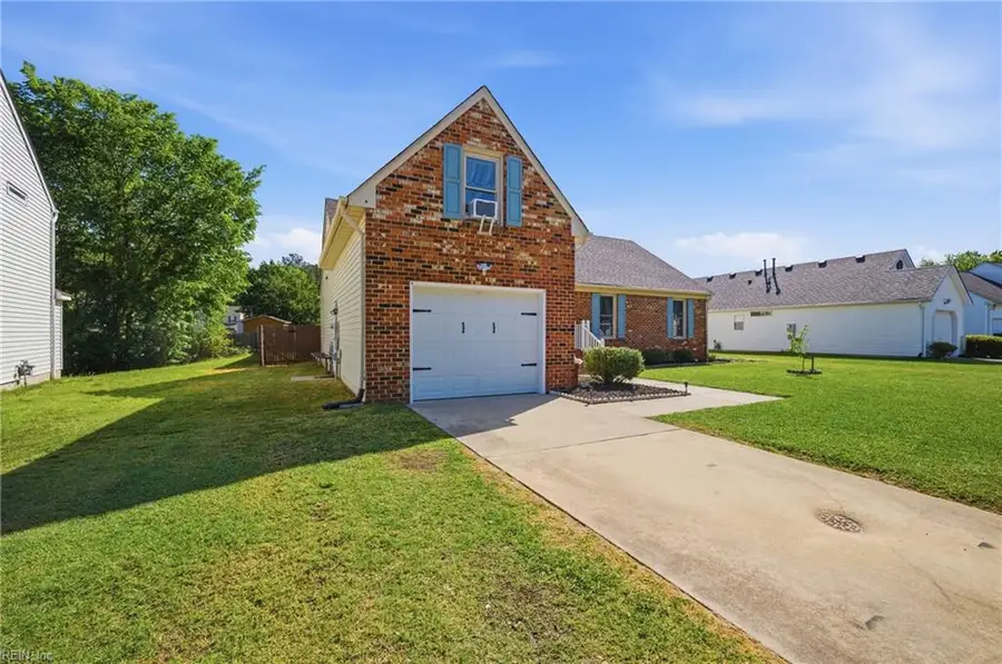 107 Dunbar Dr, Suffolk, VA 23434 - #2