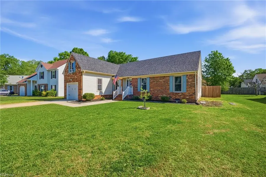 107 Dunbar Dr, Suffolk, VA 23434 - #3