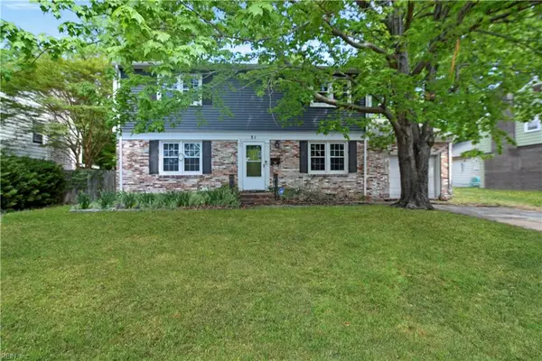 31 Colonial Acres Drive, Hampton, VA 23664