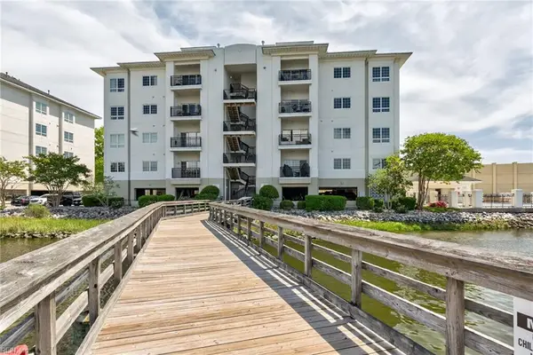 1292 Laskin Road #203, Virginia Beach, VA 23451
