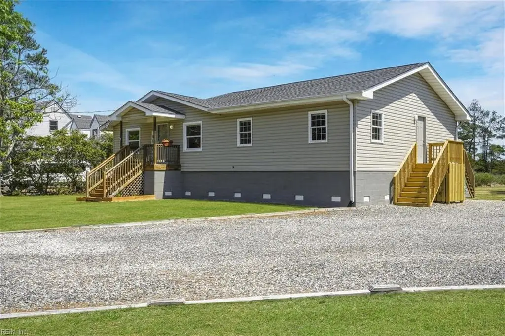 20 Freeman Dr, Poquoson, VA 23662 - #1