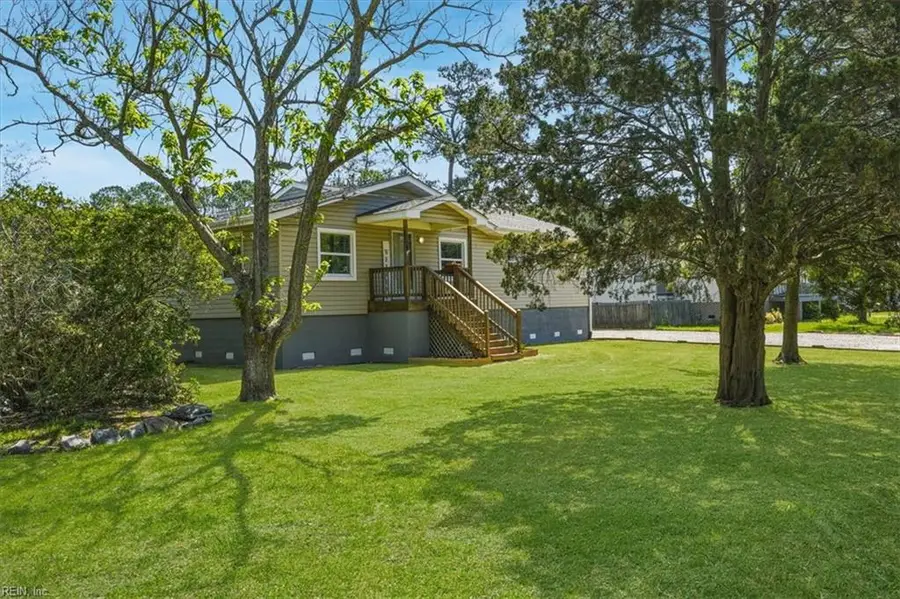 20 Freeman Dr, Poquoson, VA 23662 - #3