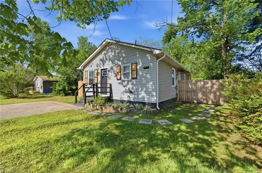 813 Mullen Road #A, Chesapeake, VA 23320 - #2