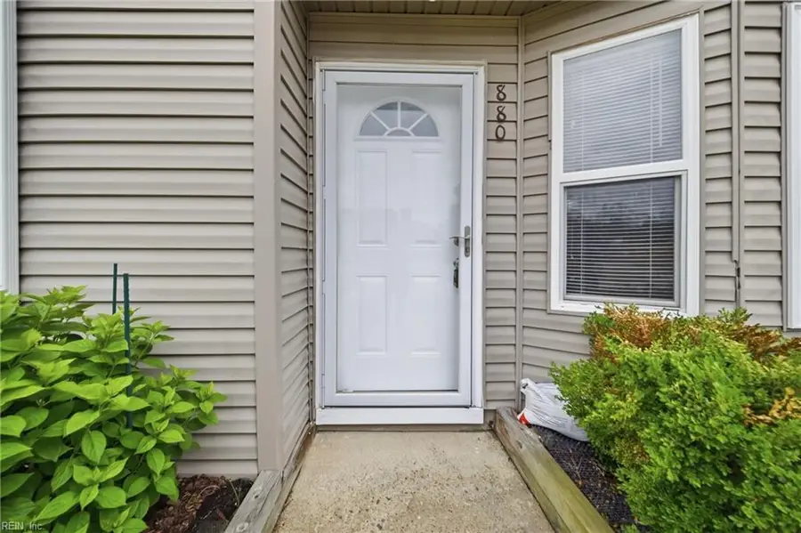 880 Riverbend Road, Virginia Beach, VA 23452 - #3