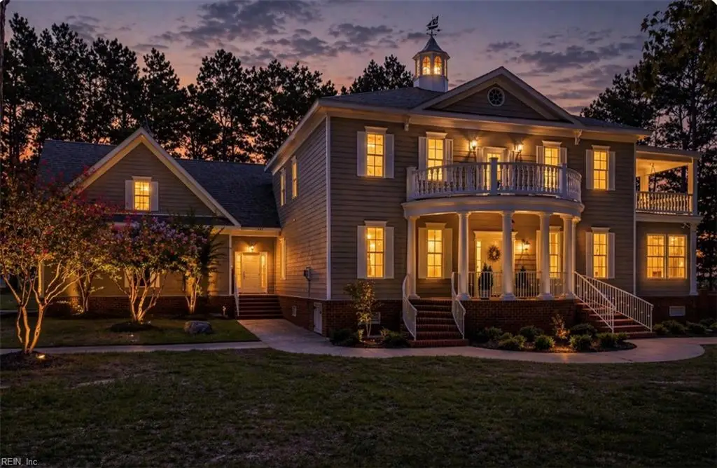 411 Lawnes Neck Drive, Smithfield, VA 23430 - #1