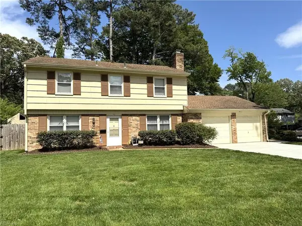 752 Fox Run Road, Virginia Beach, VA 23452