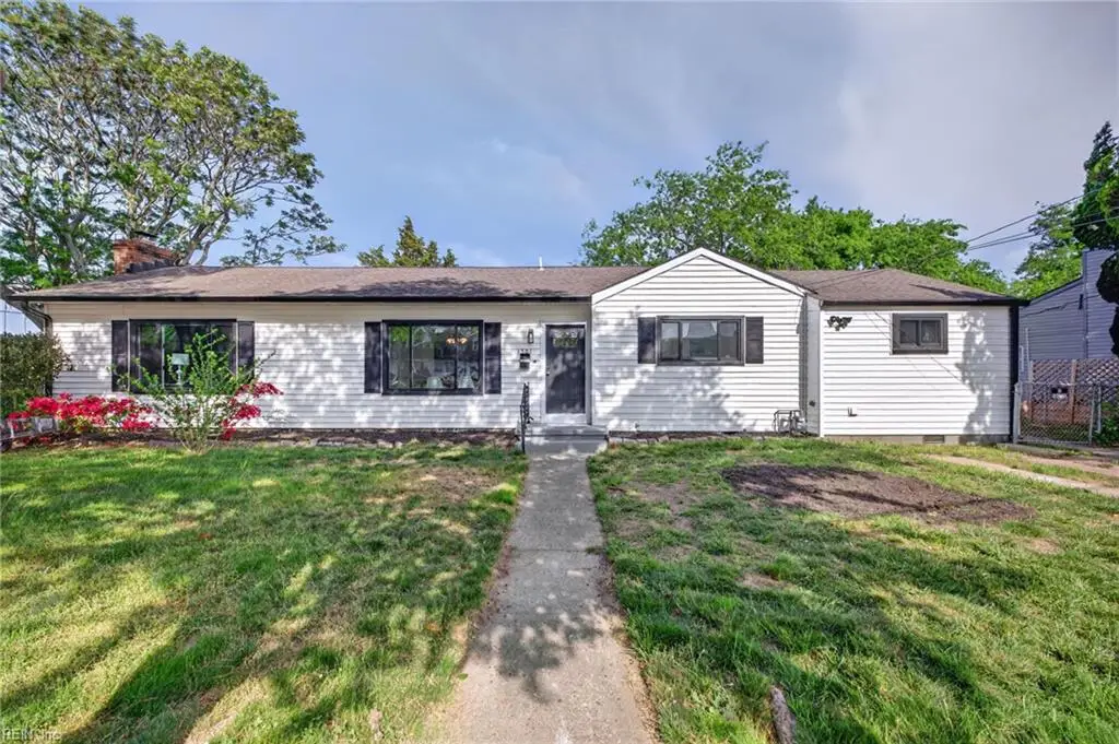 1501 Hedgerow Drive, Virginia Beach, VA 23455 - #1