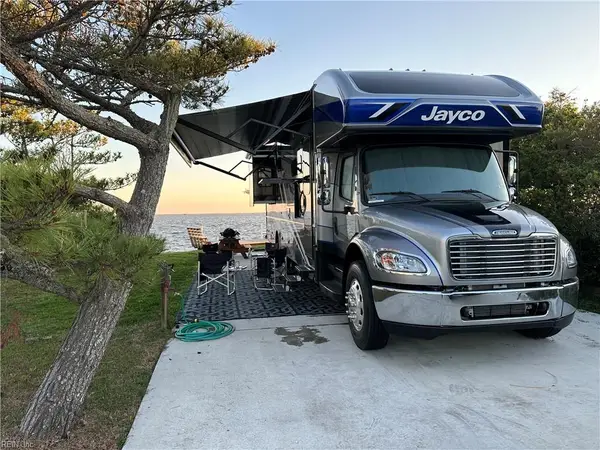 3665 Sandpiper Road #120, Virginia Beach, VA 23456