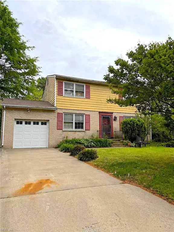 130 Saint Stephens Drive, Newport News, VA 23602