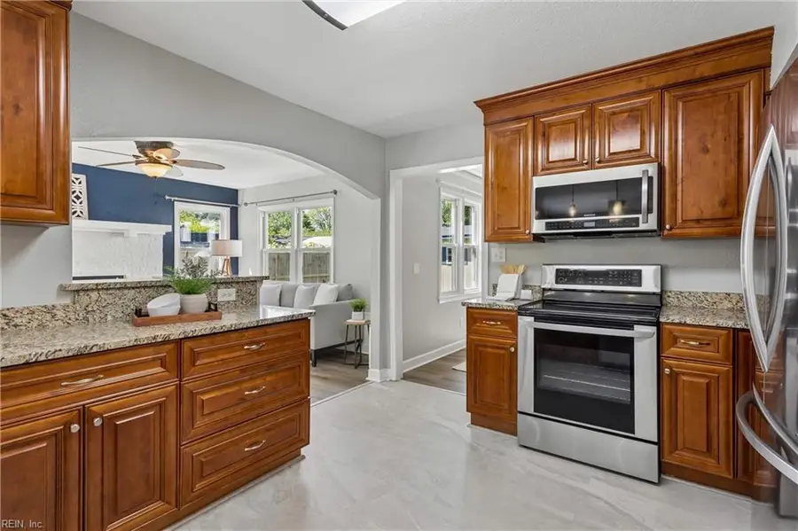 3701 Gladstone Drive, Virginia Beach, VA 23452 - #3