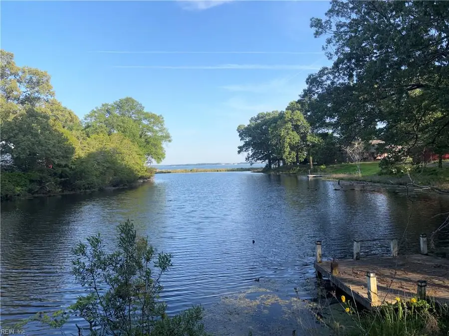 1479 Laurens Road, Gloucester Point, VA 23062 - #3