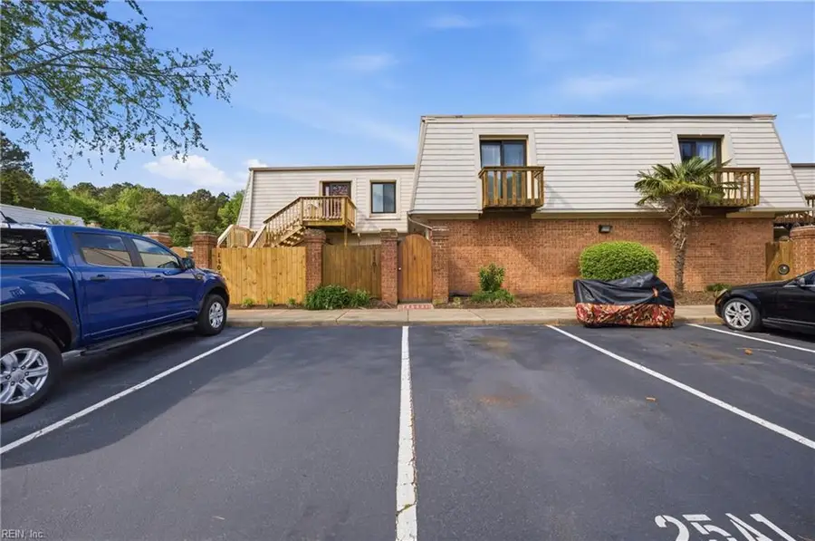 1101 Lands End Way #25, Virginia Beach, VA 23451 - #2